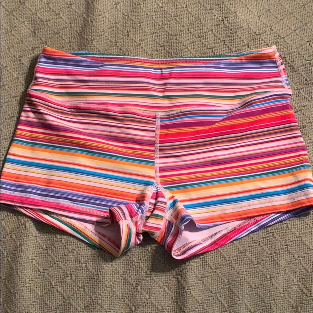 Savage barbell booty shorts